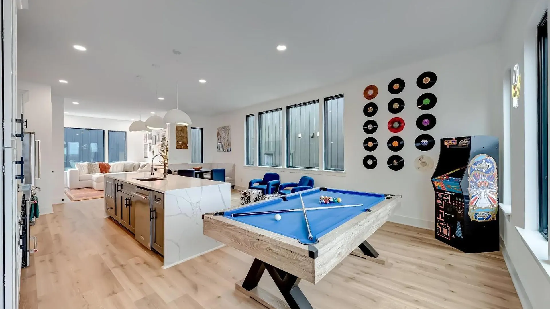 Дом отдыха Rooftop Deck Hot Tub & Game Room In Нэшвилл